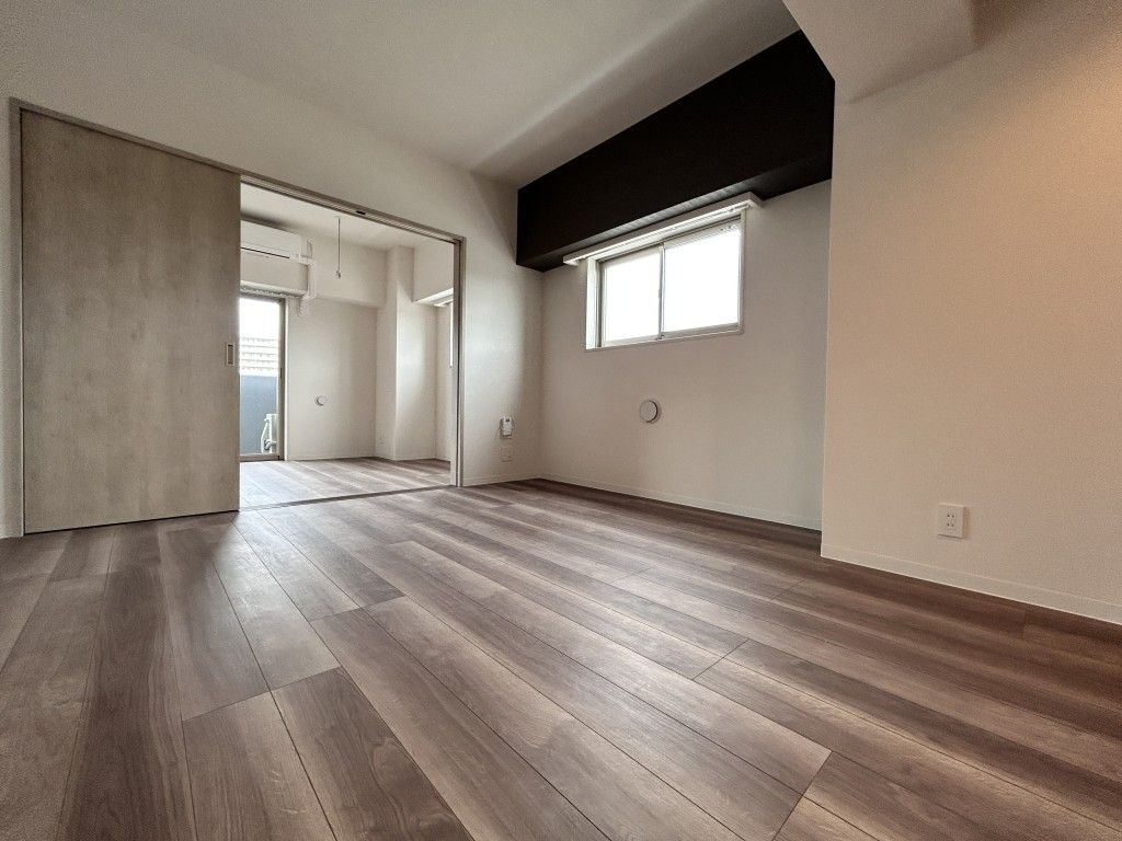 Nouvelle maison yamayaⅡ(ヌーベルメゾンヤマヤⅡ)の居間・リビング