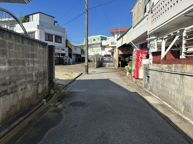 宜野湾市我如古三丁目土地の周辺
