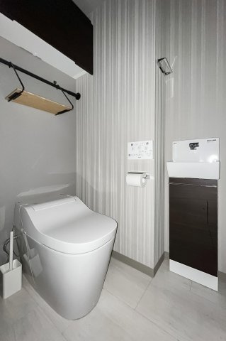 【トイレ】 | パルテール目黒青葉台 | 手洗い付きで清潔感のあるトイレ。