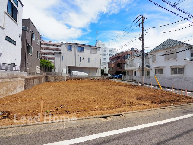 【外観】 | 目黒区上目黒5丁目 | 南側公道に面した陽当たりの良い区画。