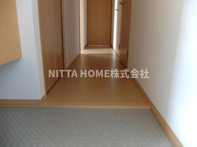 丹波篠山市杉のアパートのその他共用部分|トールサイズのシューズボックスも設置済み＊