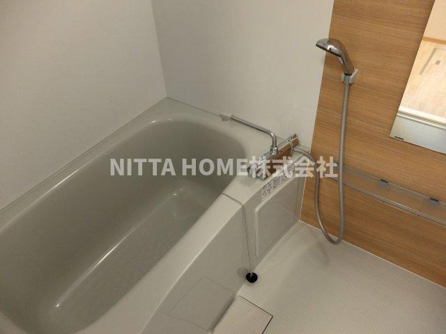 丹波篠山市杉のアパートの浴室|浴室乾燥機が付いています◎