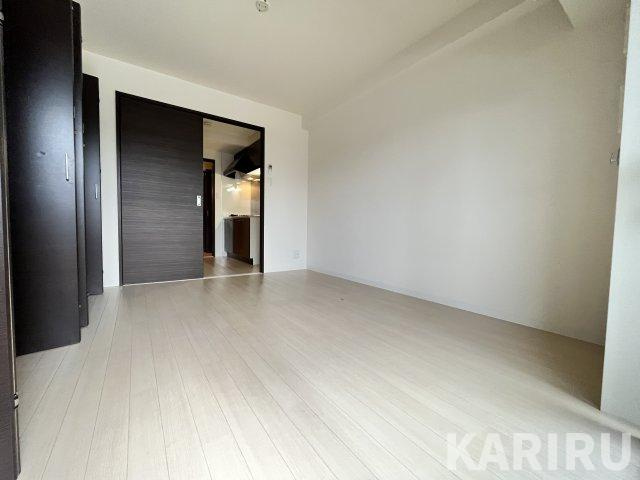 パインヴィレッジの居間・リビング