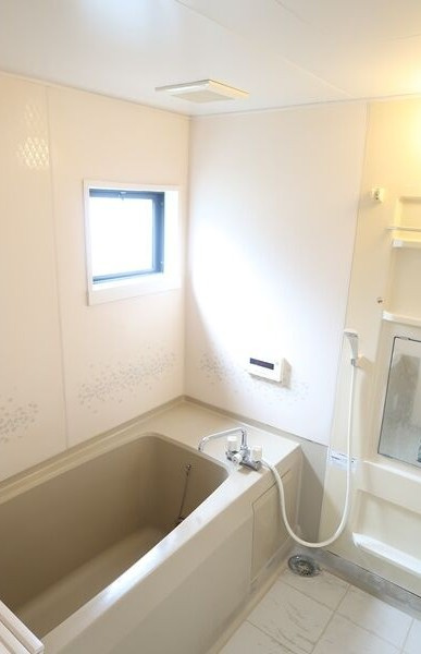 クオーレ三貴の浴室