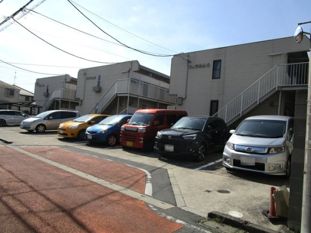 ヴィラ中山　A棟