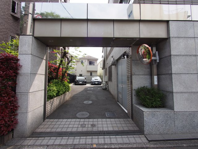 【駐車場】 | ソブリン洗足