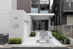 CALME高浜(カルム高浜)のエントランス