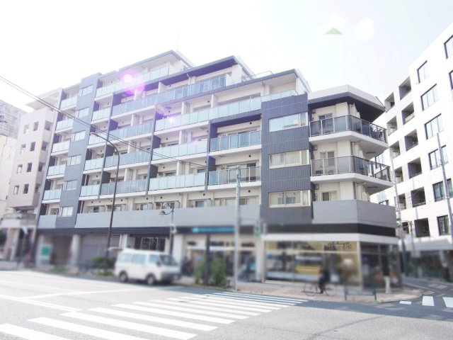 【外観】 | フェニシア学芸大学