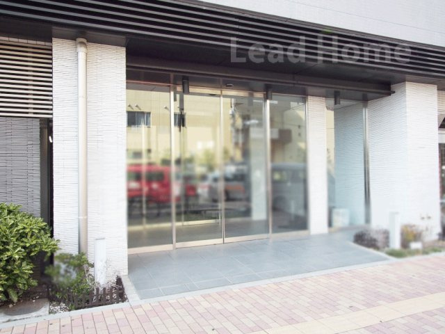 【エントランス】 | フェニシア学芸大学