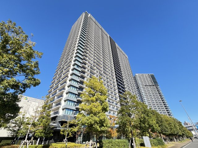 シティタワーズ東京ベイセントラルタワーの外観