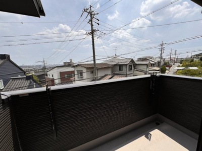 【バルコニー】 | 尾張旭市桜ケ丘町西全２棟《白凰小　西中》 | LINEから簡単お問合せ可能！
友達検索で@nqk7328tです！。