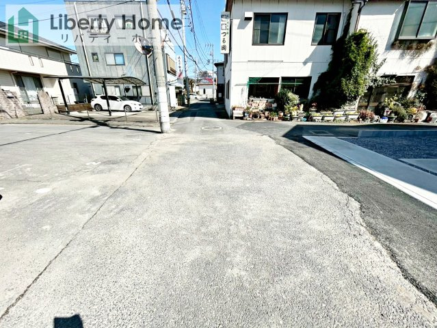 土浦市中央3期　新築戸建　1号棟の前面道路含む現地写真