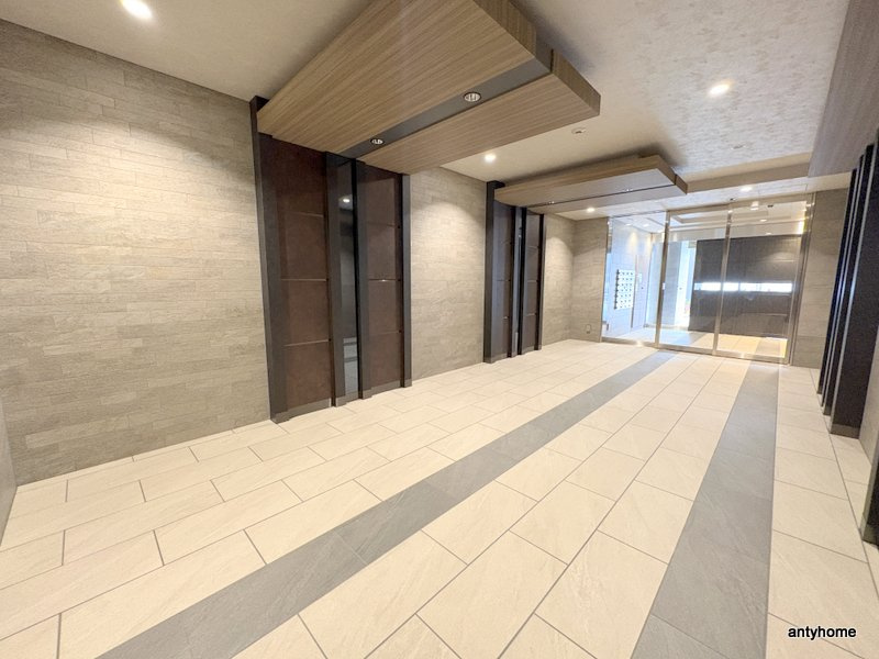 Park Lane Kujo　仲介手数料無料のロビー