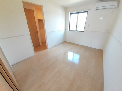 【洋室】 | フランボアーズ篠山Ⅱ