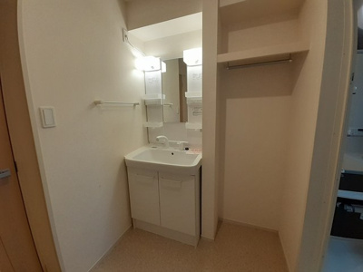 【独立洗面台】 | フランボアーズ篠山Ⅱ