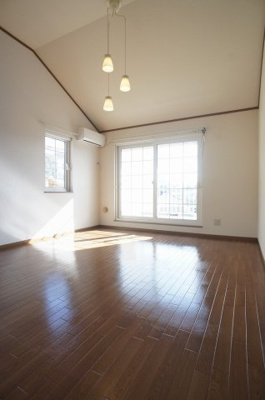 【居間・リビング】 | カメリア弐番館