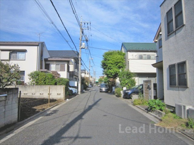【前面道路含む現地写真】 | 練馬区関町南2丁目 | 東側公道約6.1ｍに面した陽当たりの良い区画です。