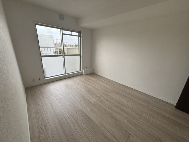 ゴミ置き場＆平置き駐車場