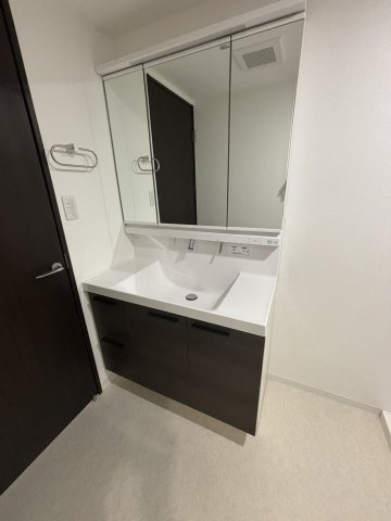 【独立洗面台】