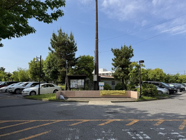 ゴミ置き場＆平置き駐車場