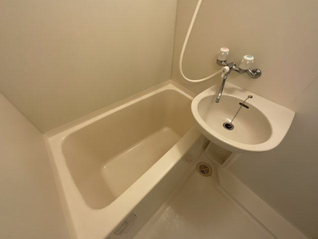 ファーネスの浴室