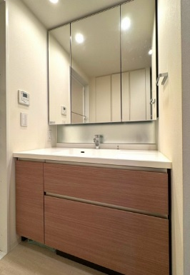 【独立洗面台】 | ブリリアタワー聖蹟桜ヶ丘