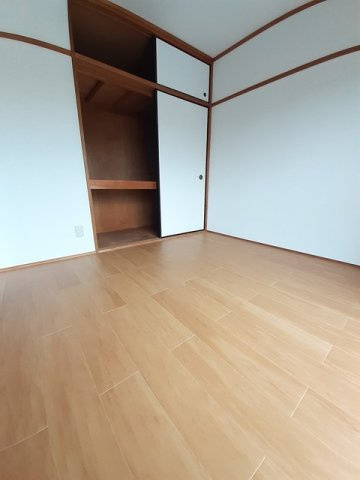 今村ハイツの収納