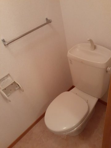 サイプレスリッジＢのトイレ