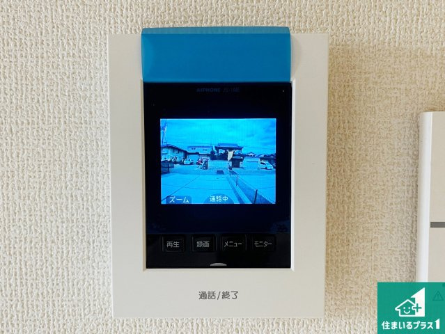 姫路市白浜町宇佐崎北　新築一戸建ての防犯設備|カラーモニターインターホン！声だけでなく来訪者の姿や顔がモニターで確認できるので、小さなお子様がいらっしゃるご家庭でも安心できます！
