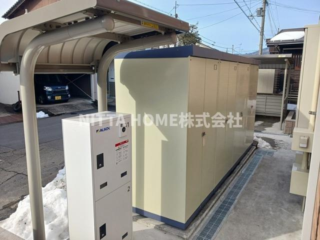 豊岡市小田井町のアパートのその他共用部分|外部トランクは無料で使用OK◎