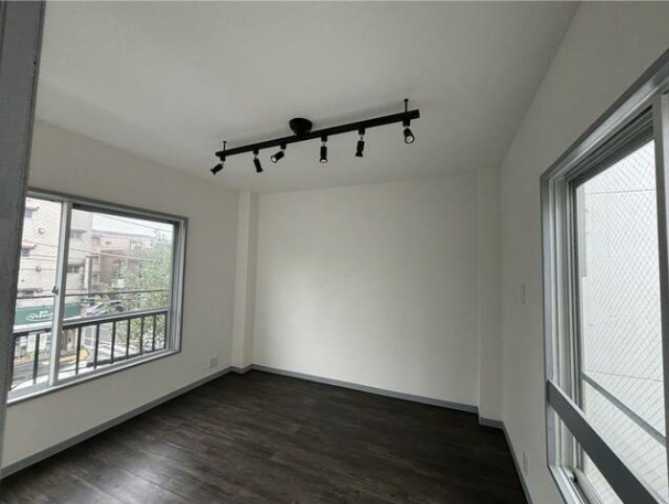 荻窪２丁目ビルの内装