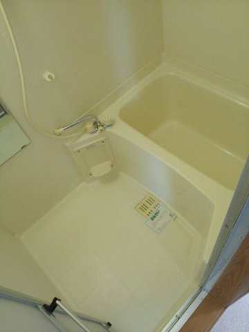 クレストール古谷の浴室|コンパクトで使いやすいお風呂です