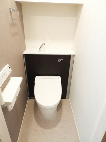 サンリット大町東のトイレ|コンパクトで使いやすいトイレです