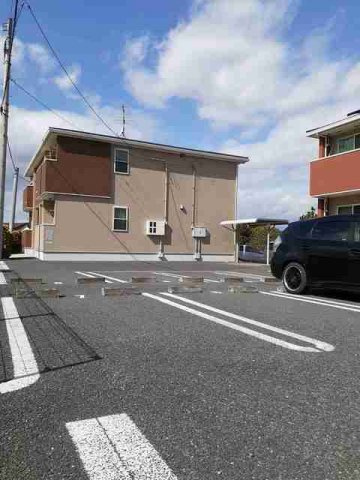 リバーサイドＭＧ　Ａの駐車場