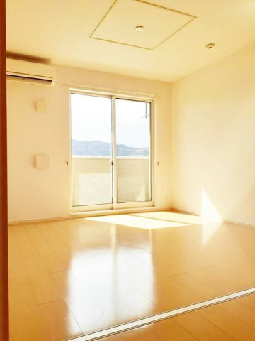 リバーサイドＭＧ　Ａの内装