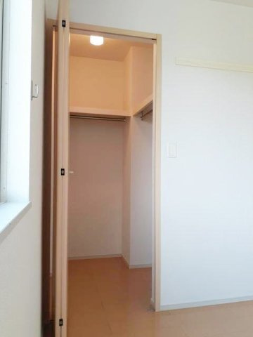 リバーサイドＭＧ　Ａの収納