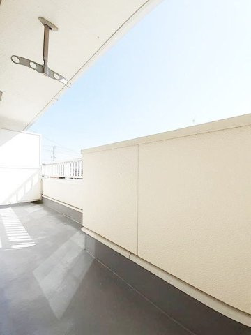 エスポアールＡのバルコニー