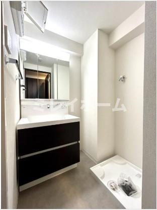 グランシャリオ新蒲田の独立洗面台