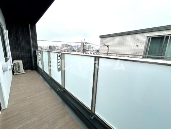 グランシャリオ新蒲田のバルコニー