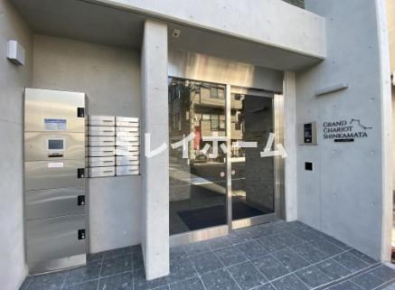 グランシャリオ新蒲田のエントランス