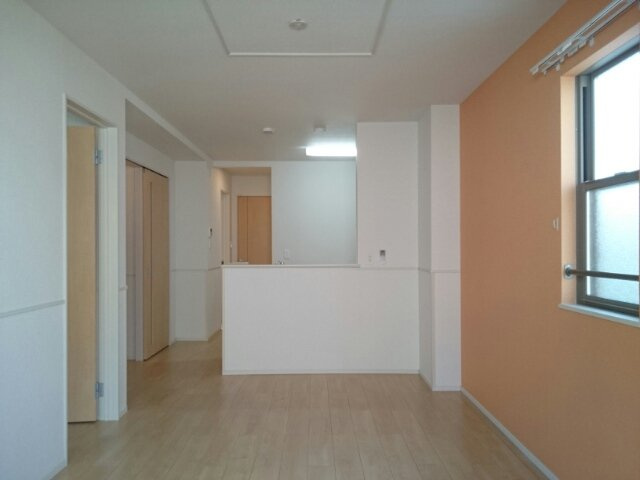 いずみハイツの居間・リビング