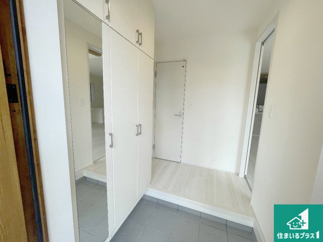 亀岡市古世町　新築一戸建ての外観|周辺は落ち着いた街並みの住宅地！子育てがしやすい住環境です！まだ未完成ですが、現地でしかわからない事もございます。是非一度ご覧ください。