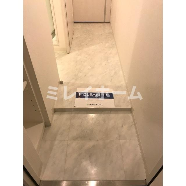 コンフォリア大森トロワの玄関