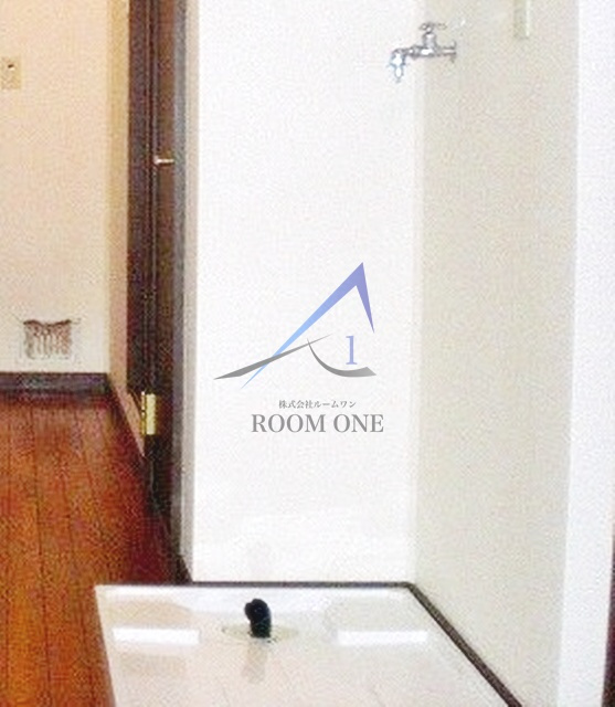 ファミールセイスイの設備|洗濯機置場です。