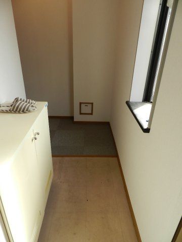 リヴァーハイツの玄関