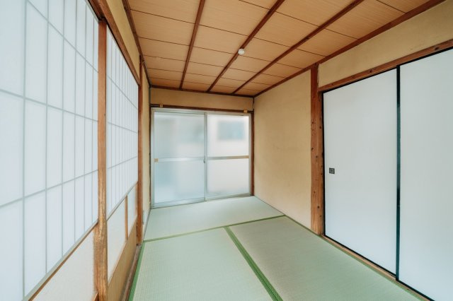 唐津市二タ子１丁目のアパート