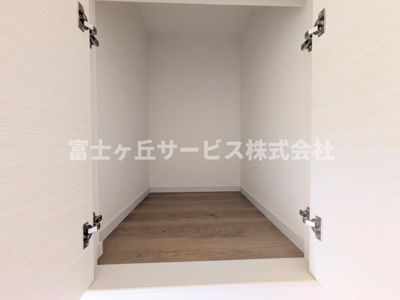 【収納】 | 浜松市中央区曳馬3丁目 新築一戸建て 2号棟 | ２Fの収納です
