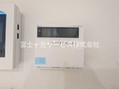 【発電・温水設備】 | 浜松市中央区曳馬3丁目 新築一戸建て 2号棟 | 温水設備です