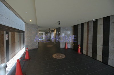 【エントランス】 | クリスタルエグゼ心斎橋