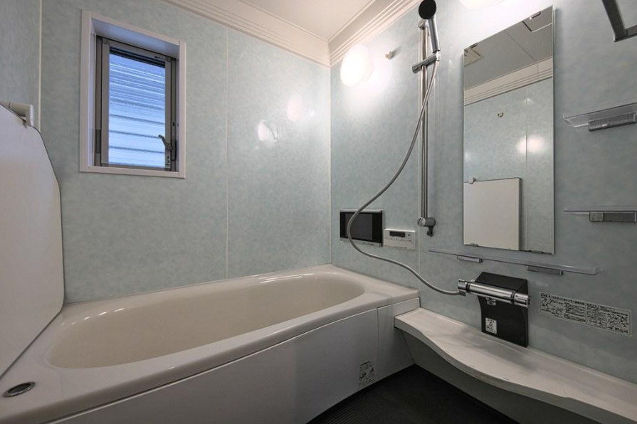 西賀茂川上町の浴室